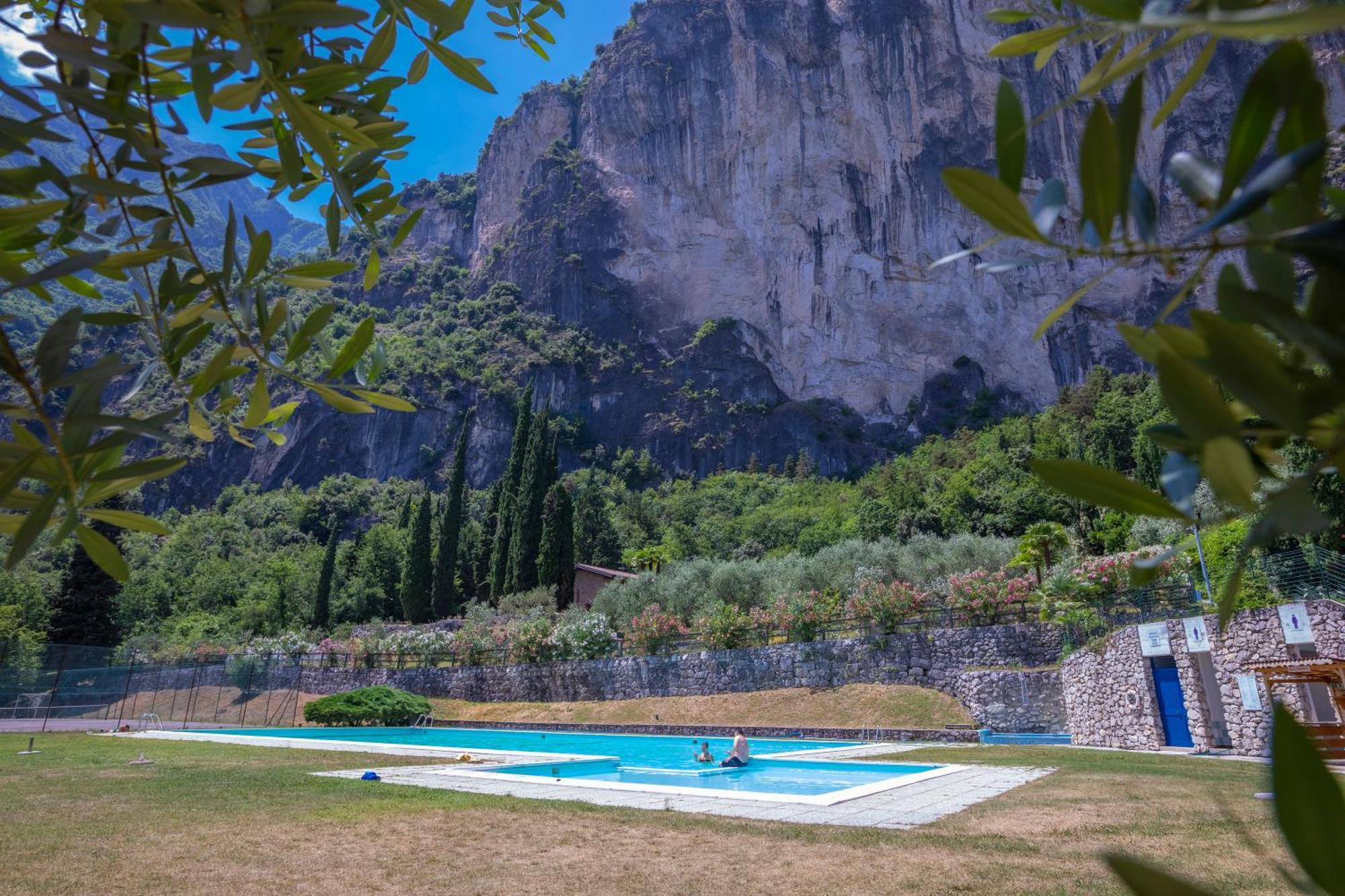 Casa Turchese - Happy Rentals Riva del Garda Ngoại thất bức ảnh