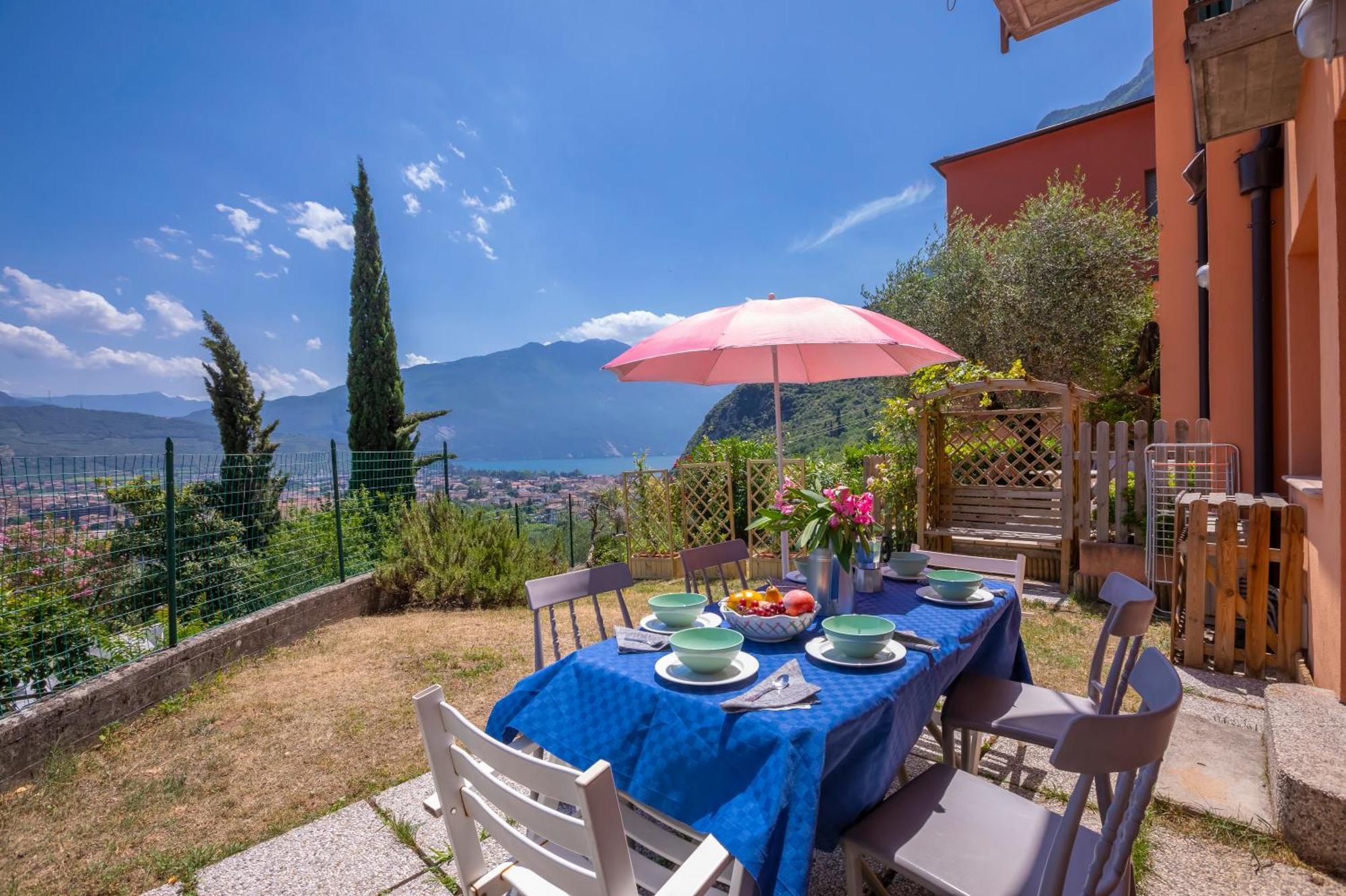 Casa Turchese - Happy Rentals Riva del Garda Ngoại thất bức ảnh